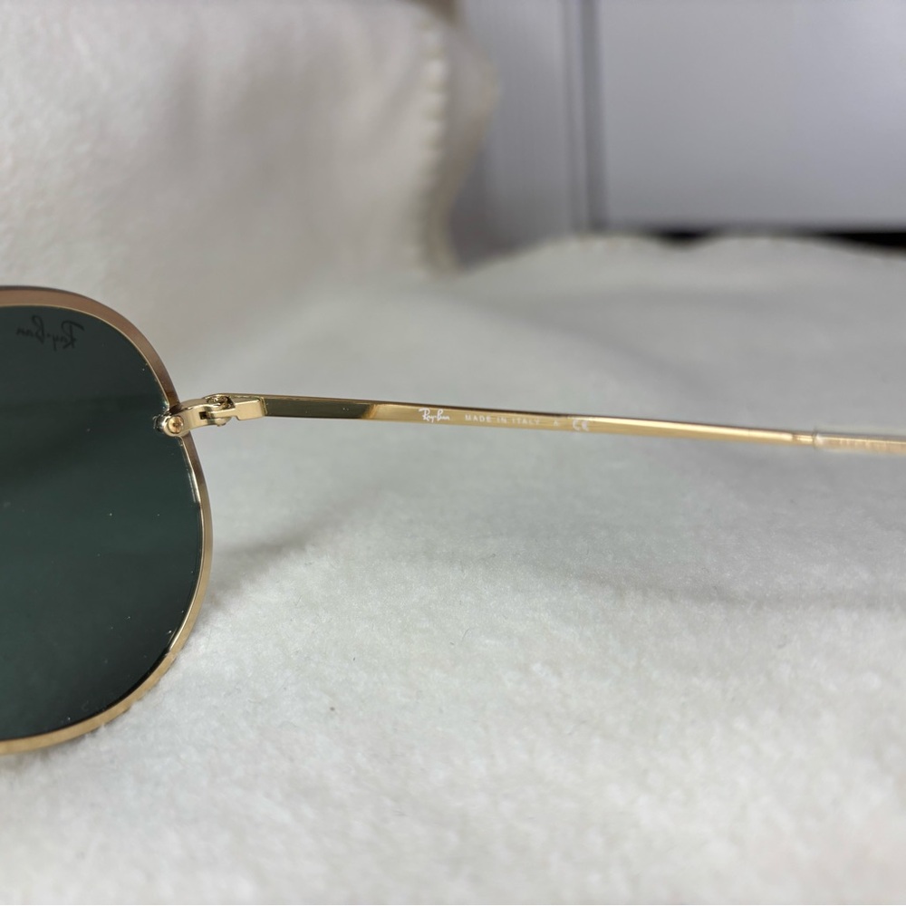 Ray-Ban Gold Frame Aviator Sunglasses - Picture 6 of 6